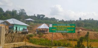 Pondok Pesantren Raudhatul Ulum beralamat di Tabek Jorong Koto Tingga Nagari Sirukam Kecamatan Payung Sekaki Kabupaten Solok Sumatera Barat.