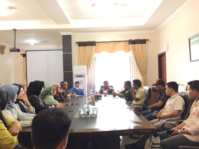 
 Silahturahmi, Plt Bupati Kuansing, Media Berperan Penting Dalam Memajukan Kuansing