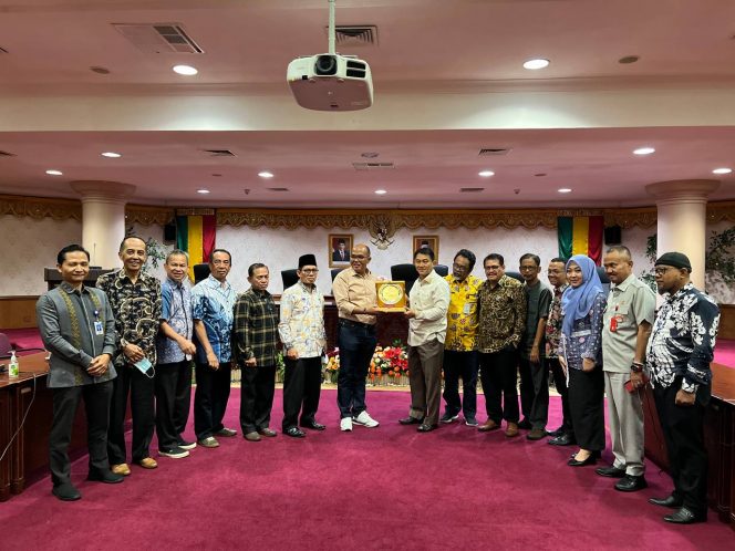 
 Perkuat Kerjasama Pariwisata Berbasis Kebudayaan, Ketua DPRD Sumbar Kunjungi Provinsi Riau