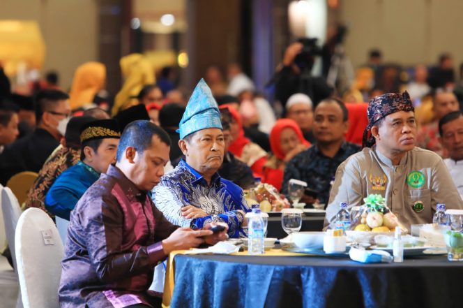 
 Ketua KBB Riau H.Syamsuddin Uti Hadiri Silaturahmi Akbar Warga 5 Provinsi Sumatera Bagian Selatan