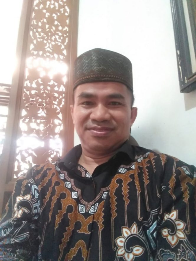
 Amri Zakar Mangkuto Malin, SH, M.Kn