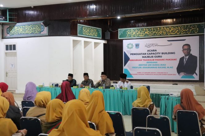 
 Rektor UIN Riau Beri Motivasi Guru Perguruan Thawalib Padang Panjang