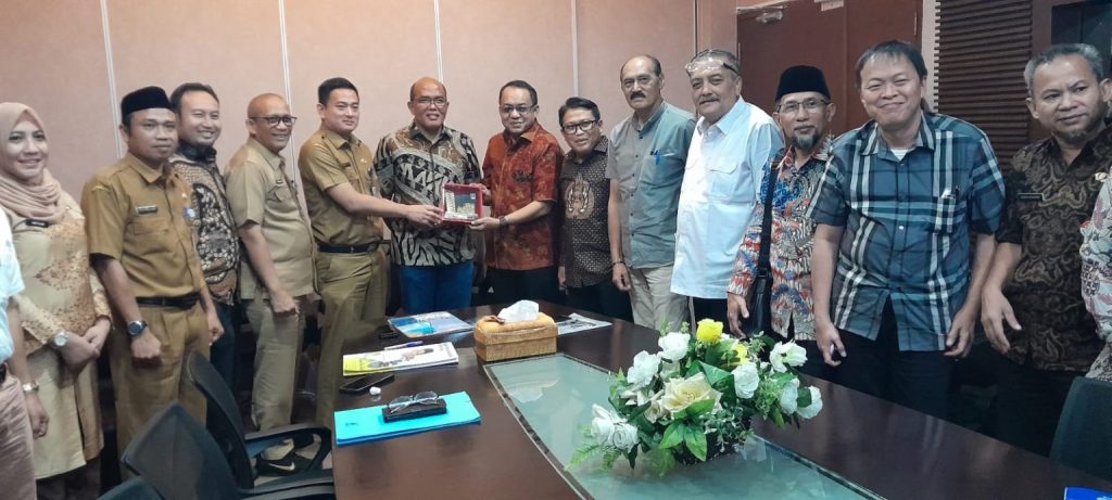 Komisi III DPRD Sumbar Kunjungi Bapenda Riau Pelajari Capaian Kemandirian Fiskal Daerah