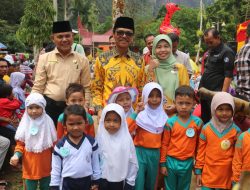 Bupati Safaruddin Buka Lomba Kreatifitas dan Pentas Seni Anak dan Guru TK