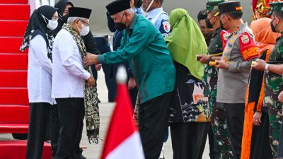Disambut Gubernur Sumbar, Wapres RI Tiba di Padang
