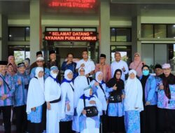 Pj. Wali Kota, Rida Ananda Sambut Kepulangan 14 Orang Jamaah Haji Asal Payakumbuh