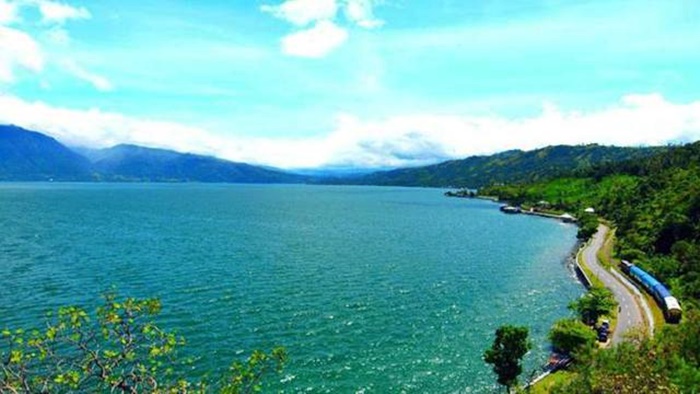Danau Singkarak (Foto: Sumbarprov)