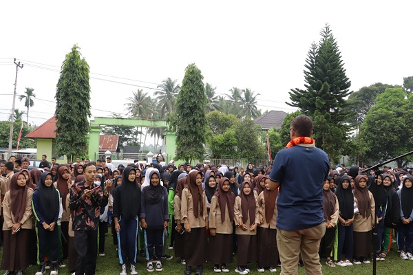 PJ Wali Kota Ingatkan Pentingnya Gizi saat Sambangi SMKN 3 Payakumbuh