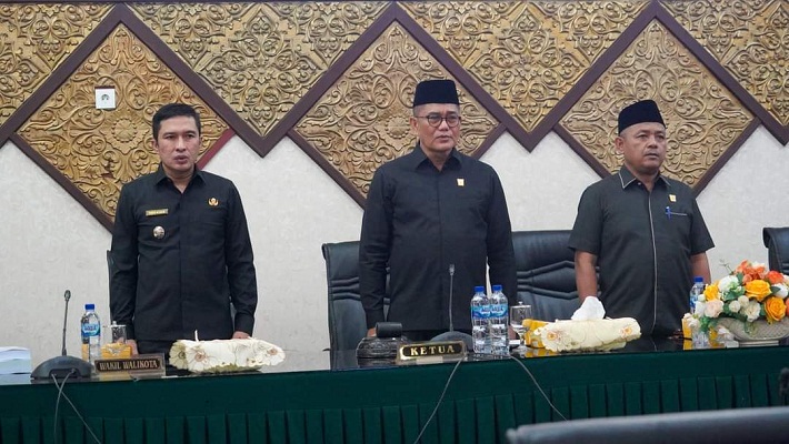 Gelar Rapat Paripurna, DPRD Sampaikan Nota Keuangan Ranperda APBD-P 2023 dan Pengantar Keuangan RAPBD TA 2024