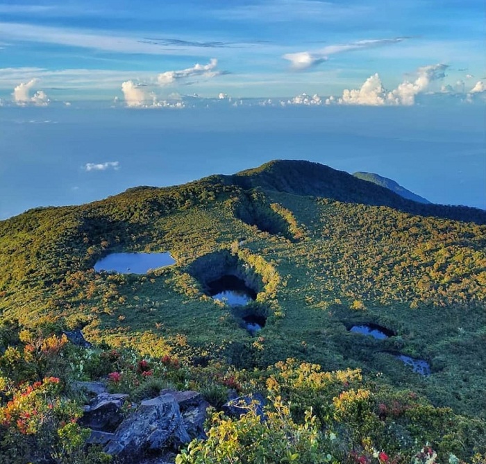 Menikmati Keindahan 13 Telaga di Ketinggian 2.913 mdpl Gunung Talamau di Sumatera Barat. (Foto : IG infopasbar)
