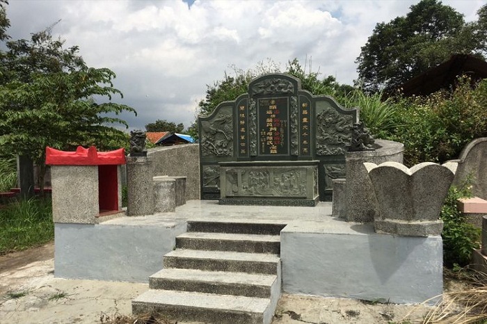 Warisan Budaya Tionghoa di Payakumbuh, Misteri Komplek Pemakaman Los Tjan Boen Seng. (Foto : Dok. Istimewa)