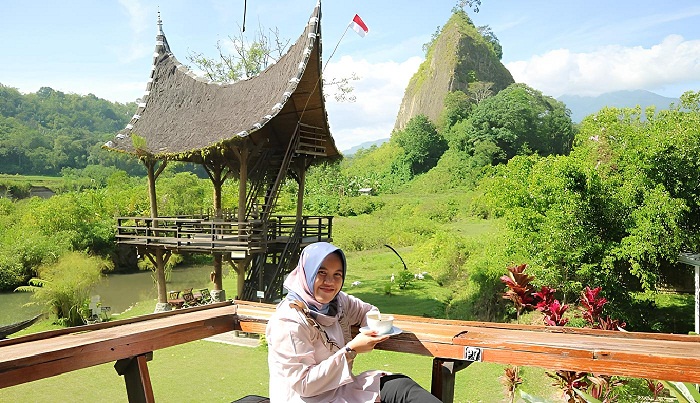 Taruko Cafe Resto, Tradisi Bertemu Modern di Jantung Lembah Sianok, Sumatera Barat. (Foto : Dok. Istimewa)