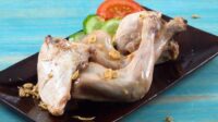 Kelezatan Tersembunyi Ayam Pop Khas Bukittinggi, Resep dan Rahasia Citarasanya yang Menggugah Selera. (Foto : Dok. Istimewa)