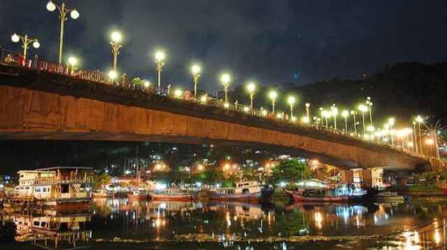Pesona Jembatan Siti Nurbaya, Menyaksikan Keindahan Kota Padang dari Ketinggian. (Foto : Dok. Istimewa)