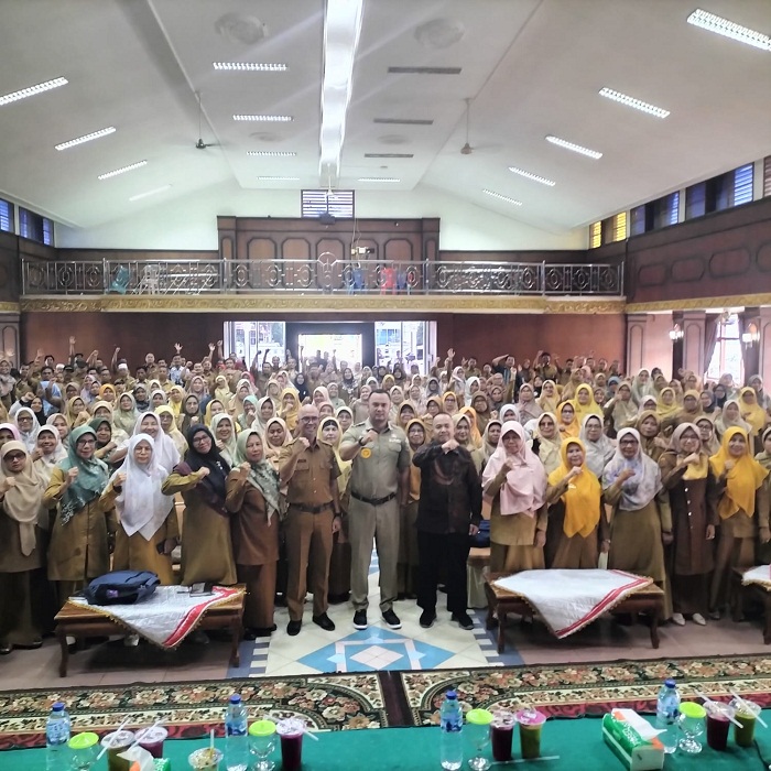 Bupati Sijunjung Benny Dwifa Yuswir Hadiri Sosialisasi Tunjangan Profesi. (Foto : Dok. Topsumbar.co.id)
