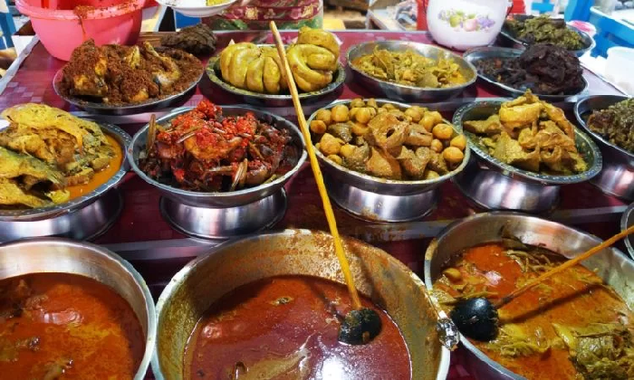 WOW! 10 Tempat Makan Hits di Bukittinggi Buat Tahun Baru, Abis Baca Ini, Langsung Pengen Coba Semua! (Foto : Dok. Istimewa)