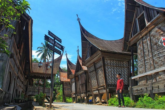 Menyingkap Rahasia Sarugo, Kampung Adat Tersembunyi dan Desa Wisata Memukau di Sumatra Barat. (Foto : topbusiness.id)