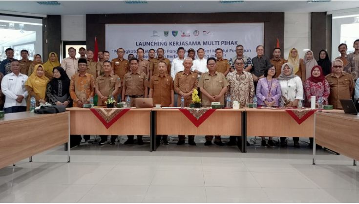 LPPM dan SDGs UNP Bersinergi dalam Launching Kerja Sama Multipihak di Kabupaten Pesisir Selatan.(Dok: Dok.Istimewa)