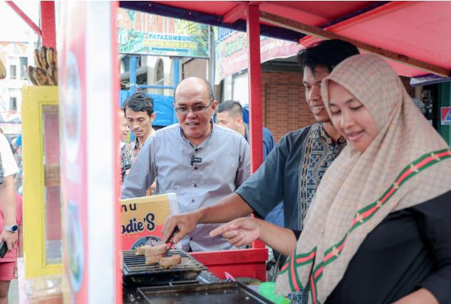 Blusukan Mendadak, Ketua DPRD Sumbar Supardi Intip Pasa Pabukoan di Payakumbuh. (Foto: Dok.Istimewa)