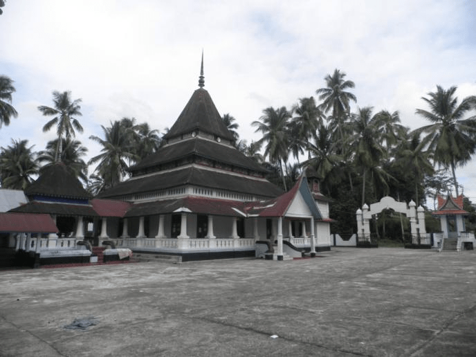 Menelusuri Keindahan Masjid Ampek Lingkuang, Masjid Tertua Nomor 2 di Padang Pariaman.(Dok:Dok.istimewa)