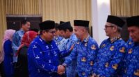 Zahirman Kembali Dilantik sebagai Kepala Dinas Kominfo oleh Bupati Suhatri Bur