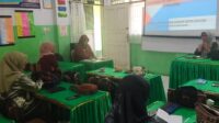 Menuju Sekolah Adiwiyata, DLH Sosialisasikan Gerakan PHBLS di SDN 06 Tanjung Paku