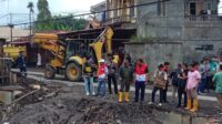 Penanganan Darurat Bencana Banjir Bandang Lahar Dingin di Nagari Bukit Batabuah, Kontribusi Dinas PUTR Agam. (Foto: Dok.Istimewa)